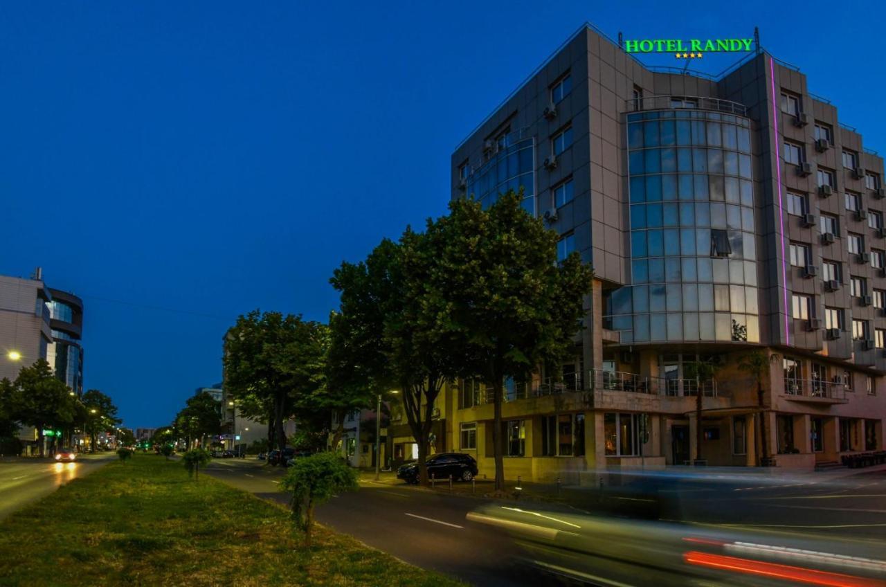 Hotel Randy Констанца Екстериор снимка